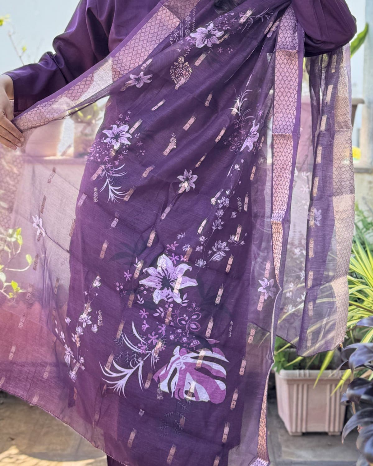 Yamika - Purple Handwork 3-piece Suit — view 3
