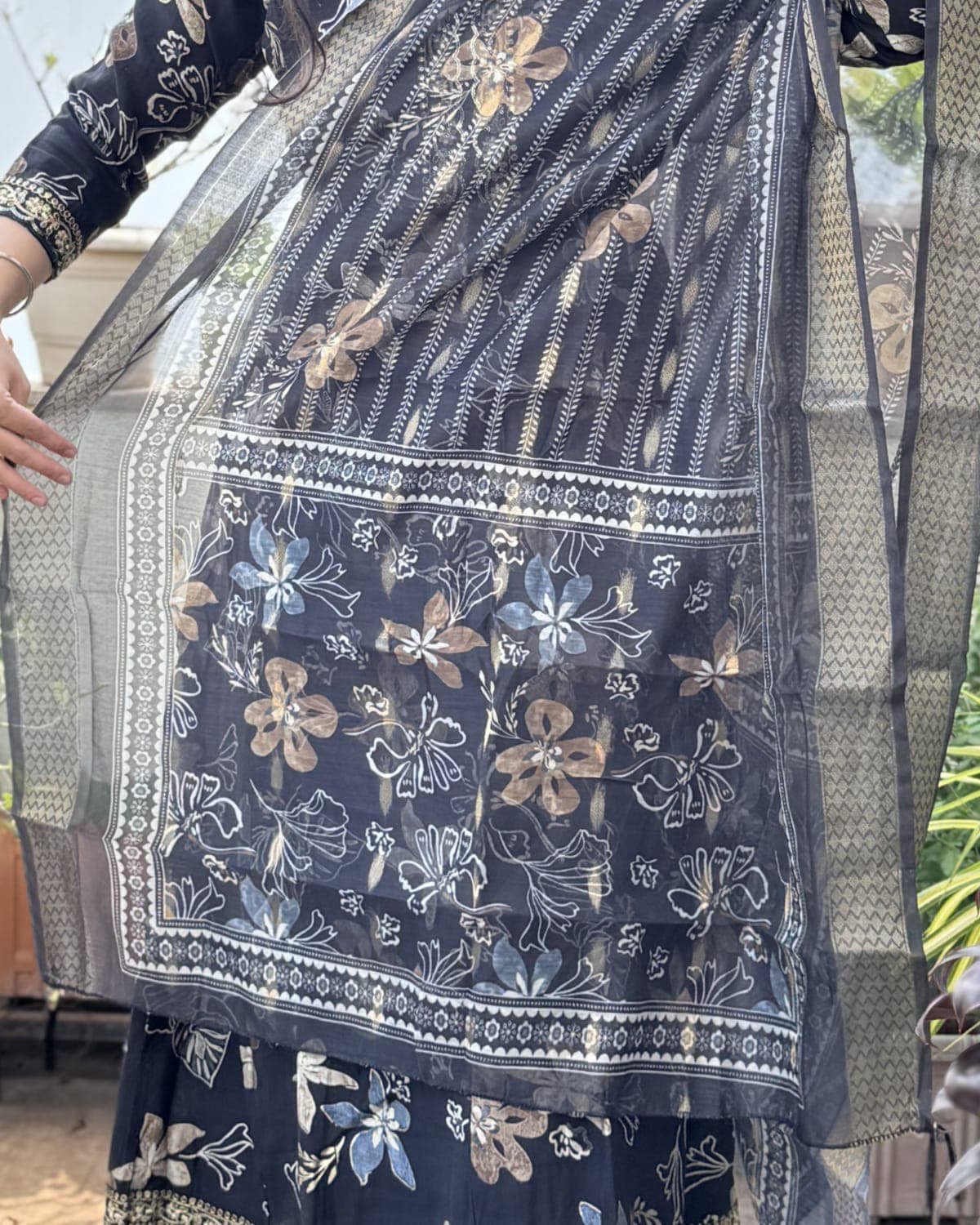 Tanirika - Printed Gher 3-piece Suit — view 4