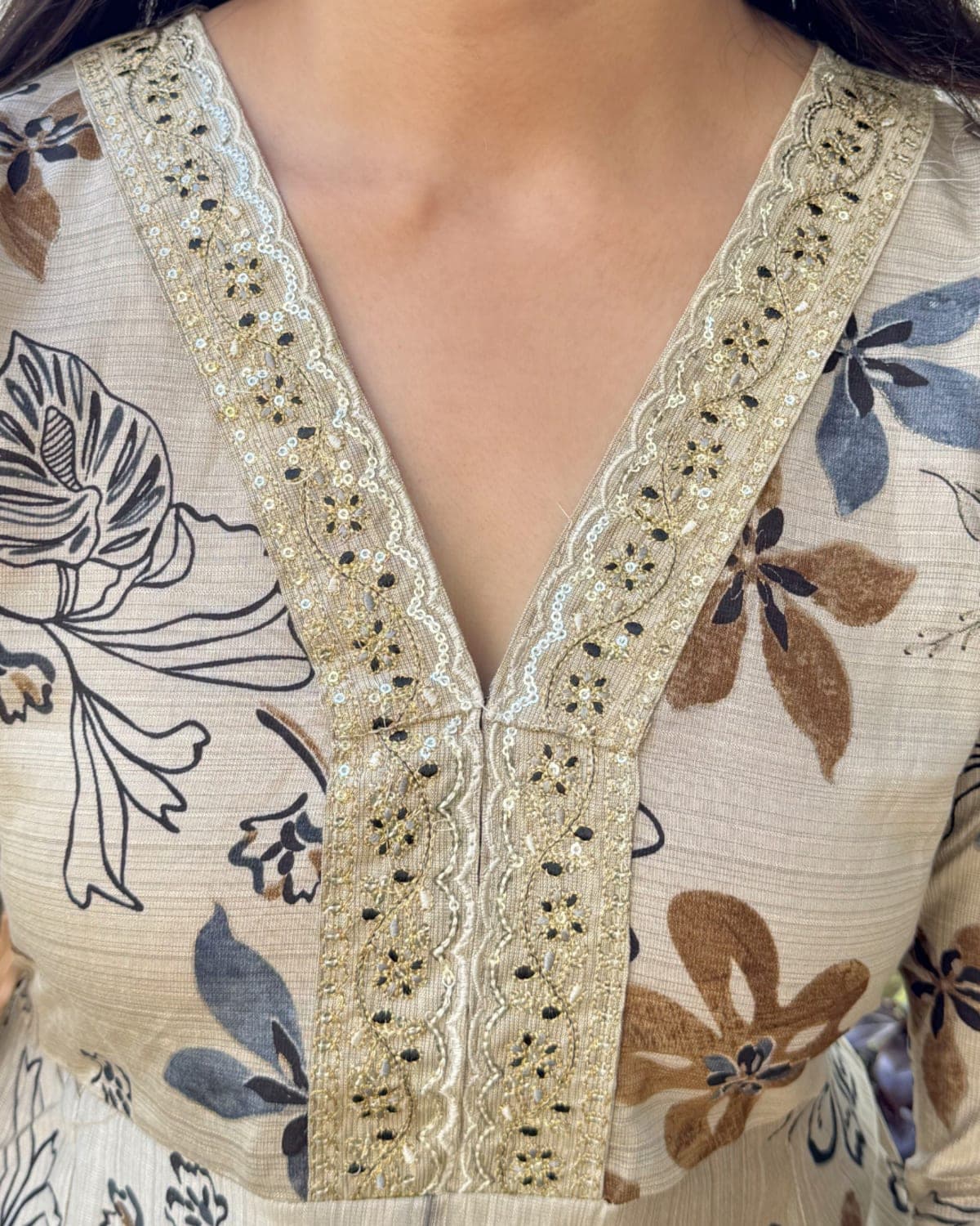 Tanirika - Printed Gher 3-piece Suit — view 2