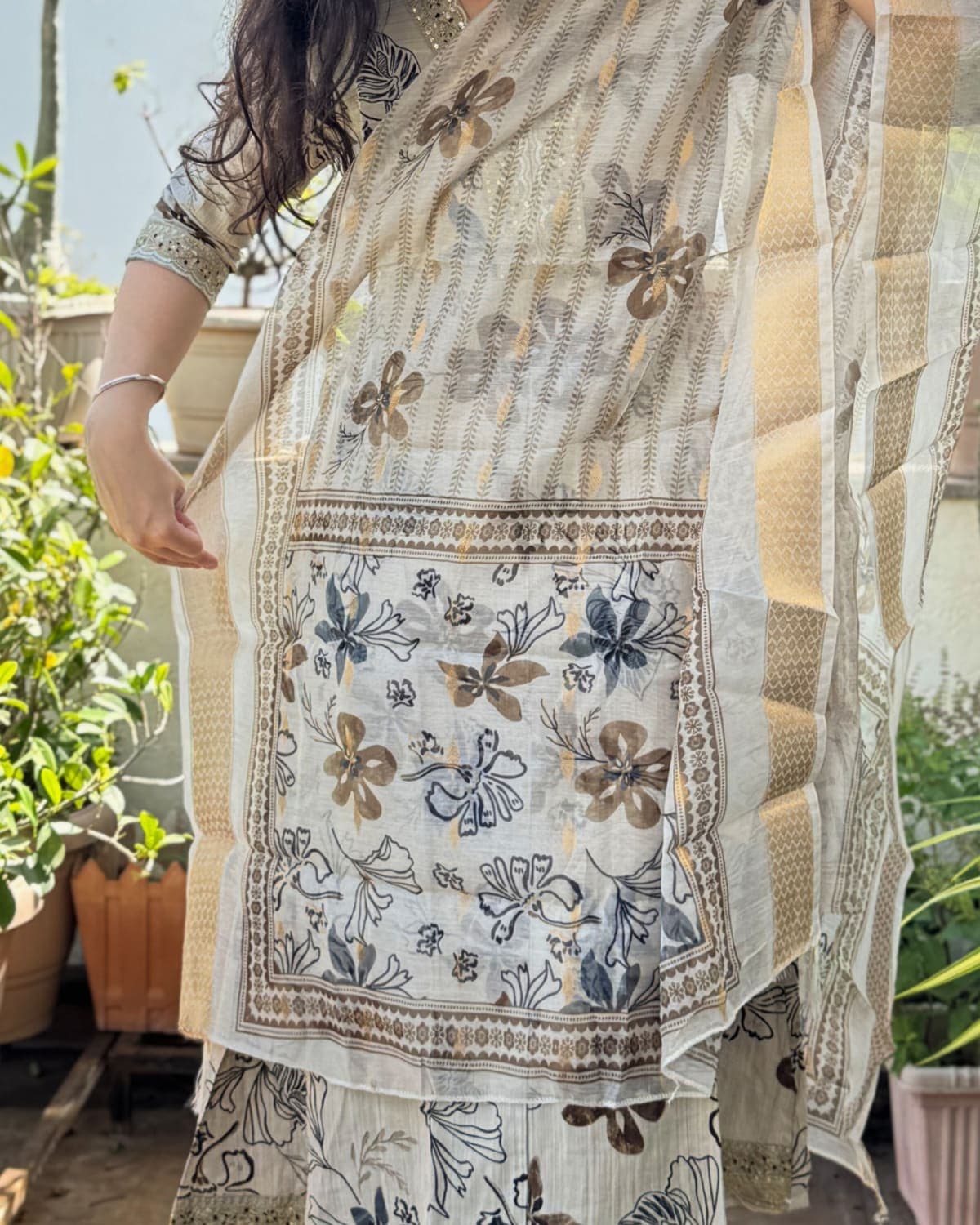 Tanirika - Printed Gher 3-piece Suit — view 4