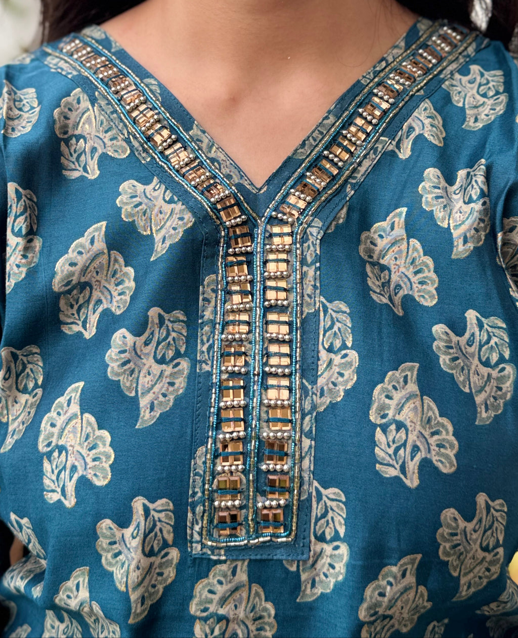 Arohini – Printed Suit with Stone Work