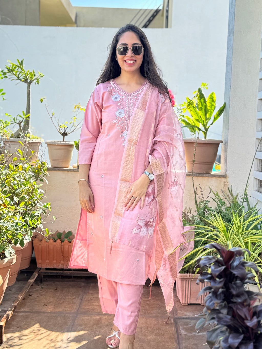 Amaira – Baby Pink Handwork 3-piece Suit