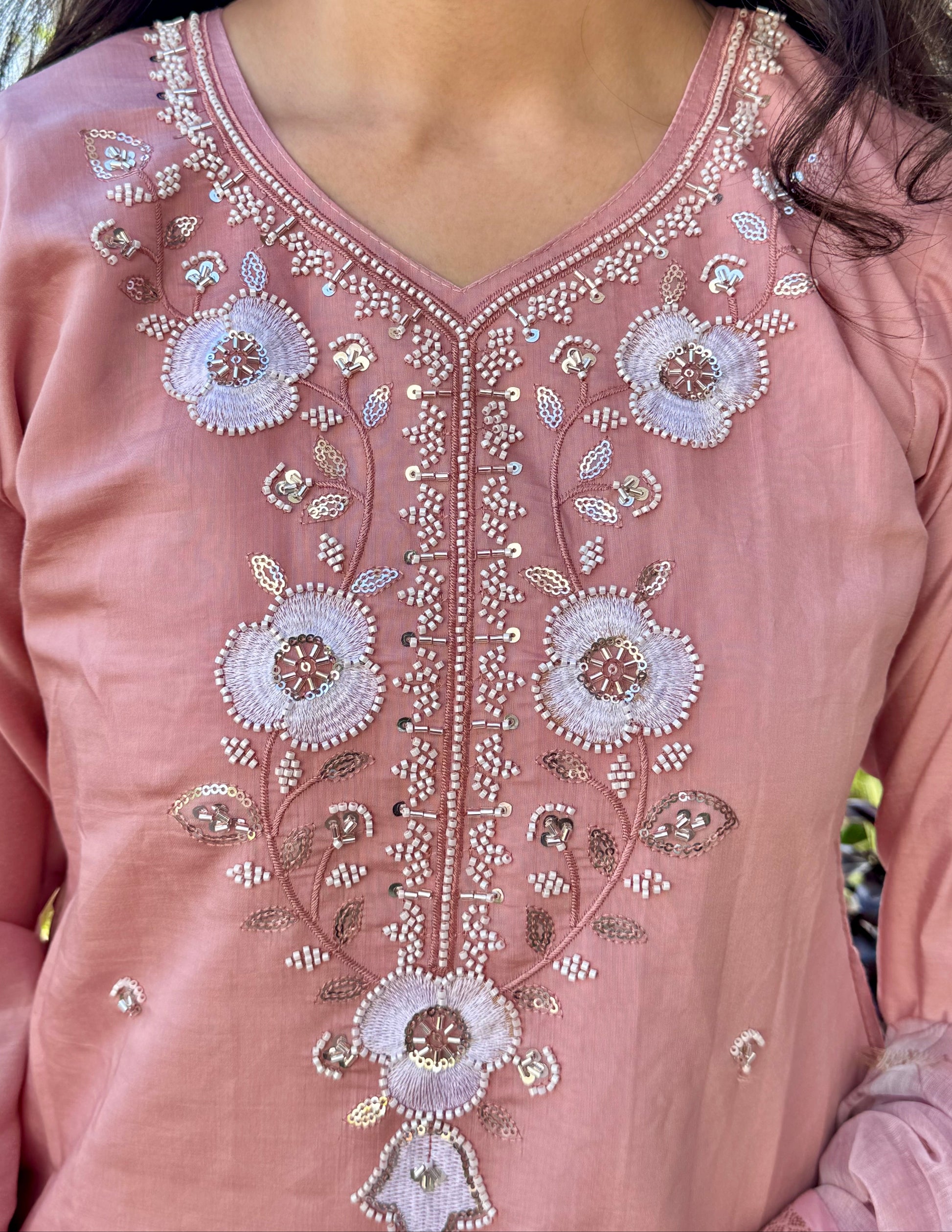 Amaira – Baby Pink Handwork 3-piece Suit