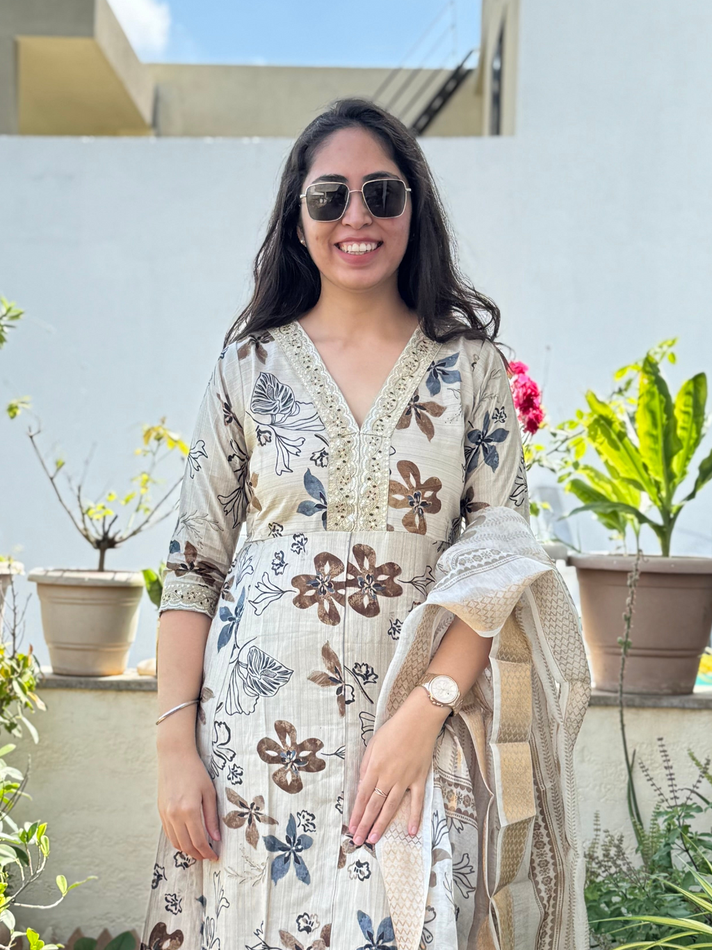 Tanirika – Beige Printed Gher 3-piece Suit