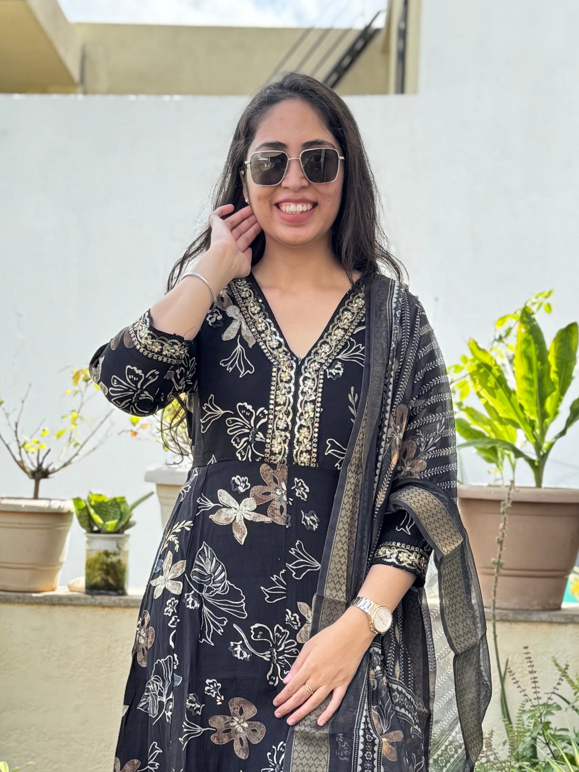 Tanirika – Black Printed Gher 3-piece Suit