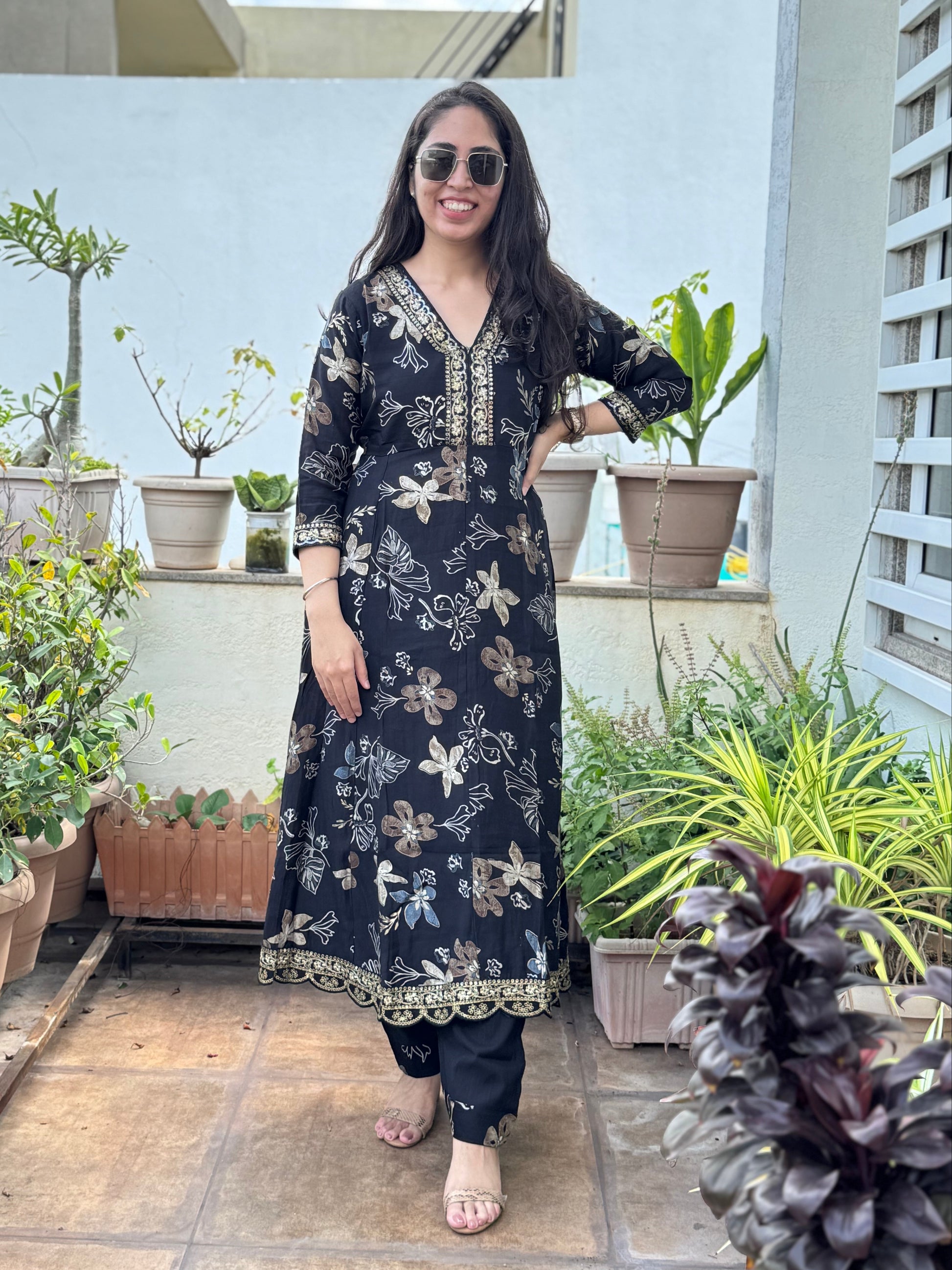Tanirika – Black Printed Gher 3-piece Suit
