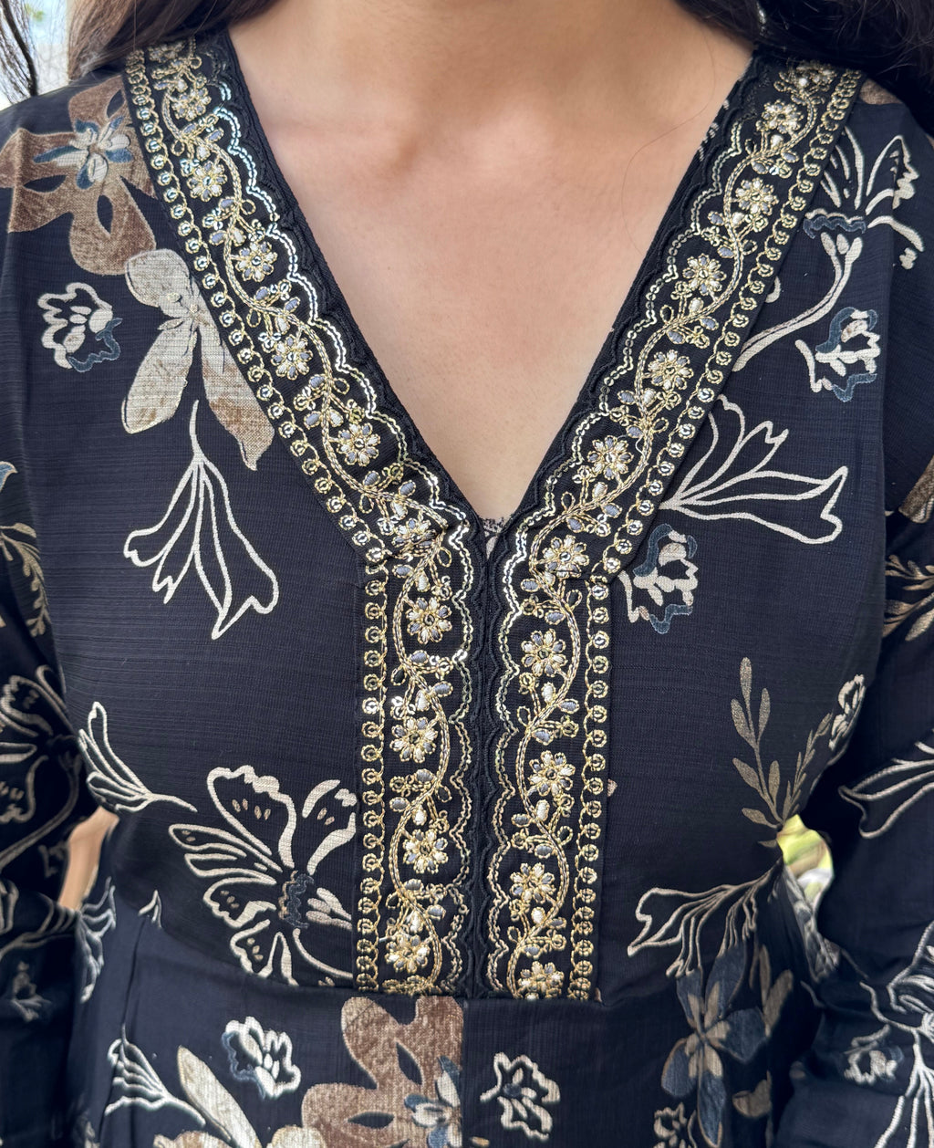 Tanirika – Black Printed Gher 3-piece Suit