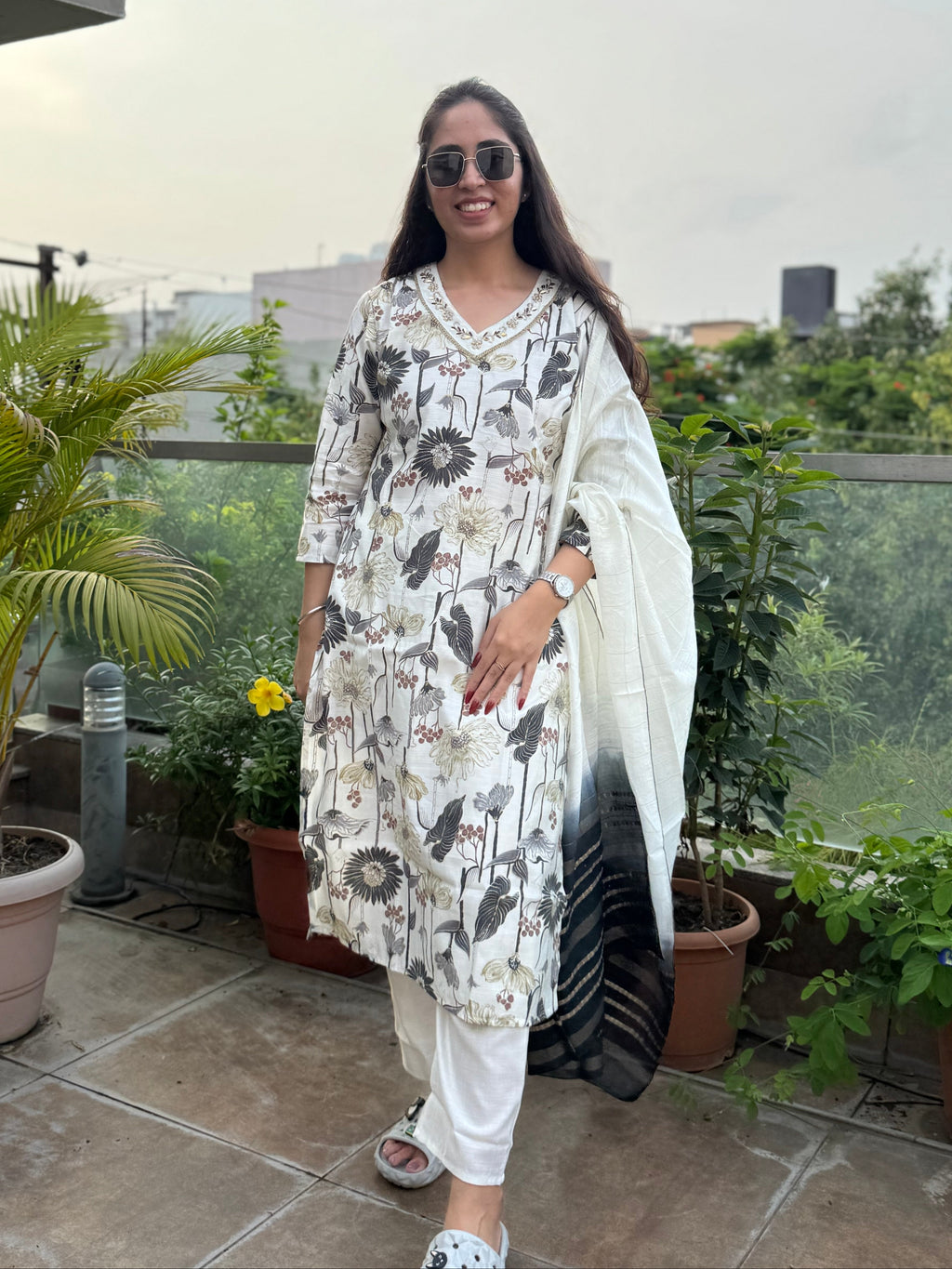 Kumud — White Printed Suit Set